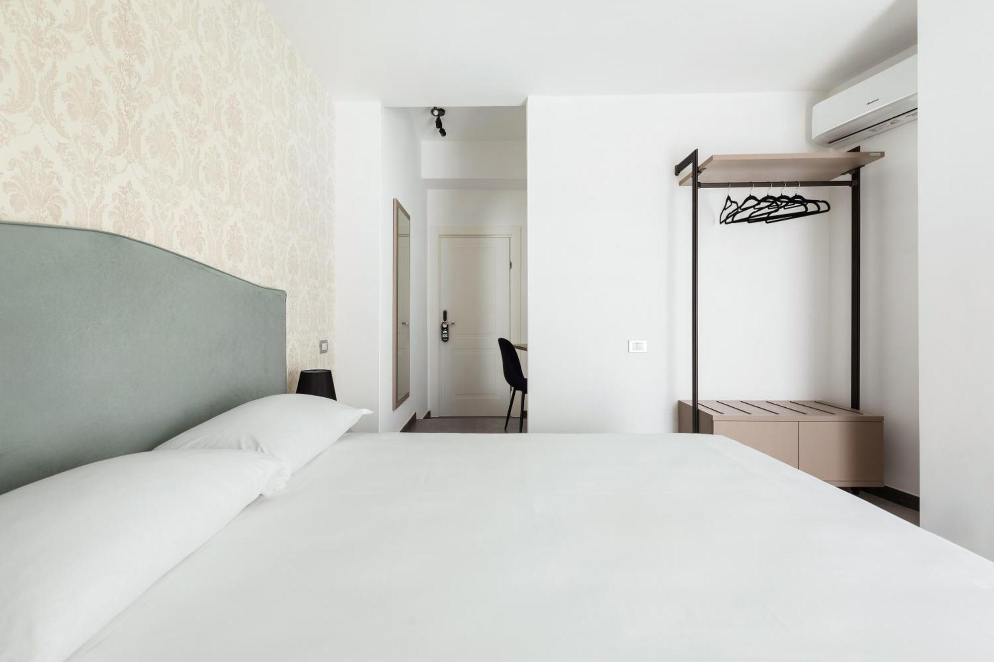 Adelante Rooms San Giovanni Rom Exterior foto