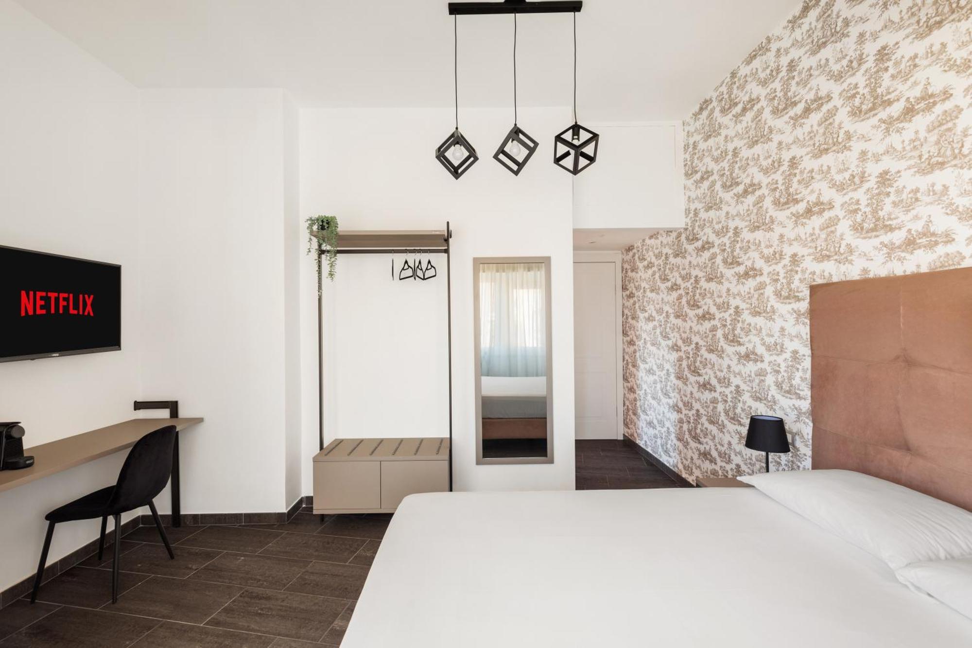 Adelante Rooms San Giovanni Rom Exterior foto