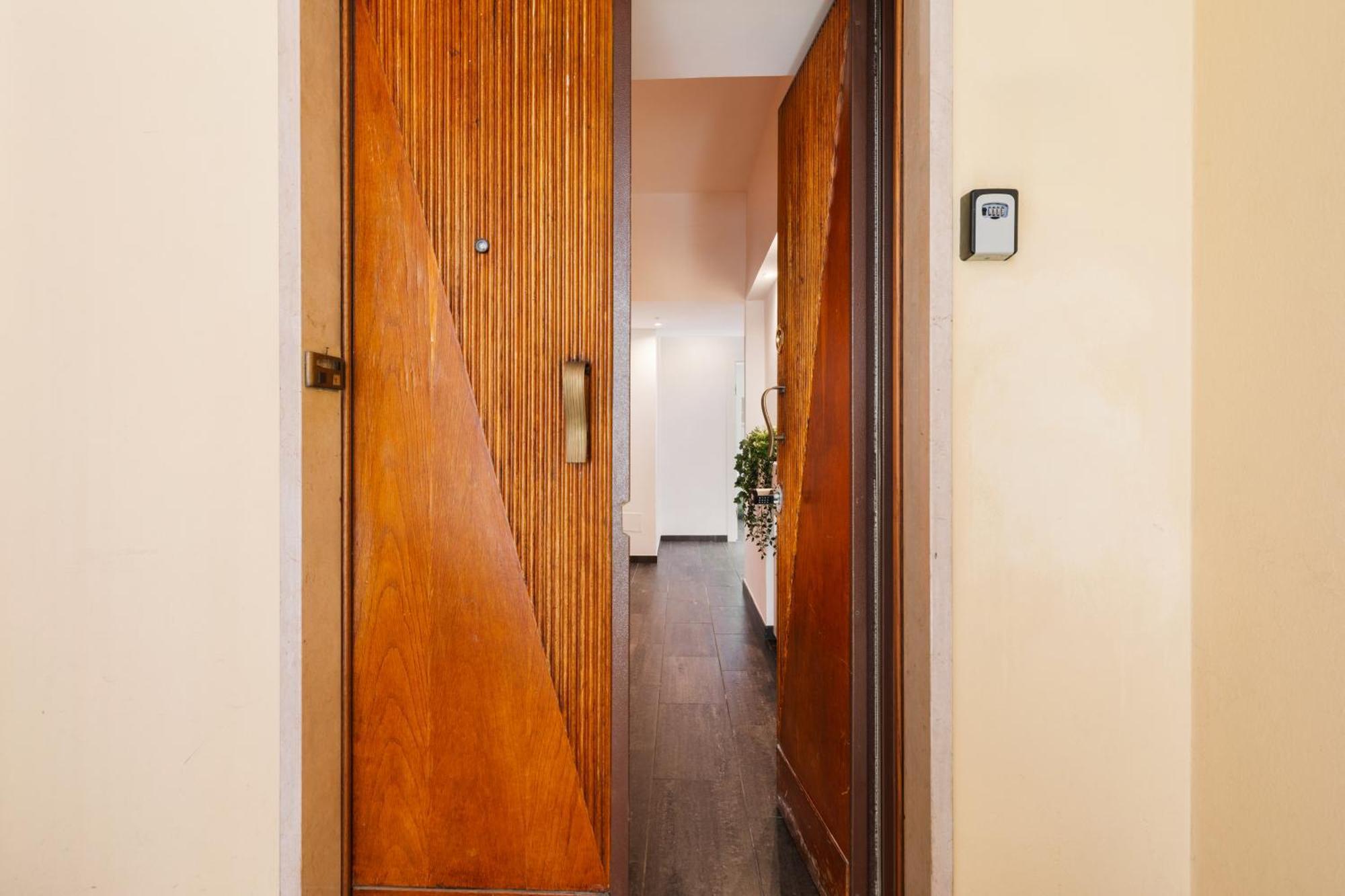 Adelante Rooms San Giovanni Rom Exterior foto